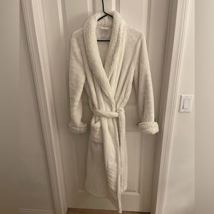Luxuriously Cozy Nordstrom Fleece Robe